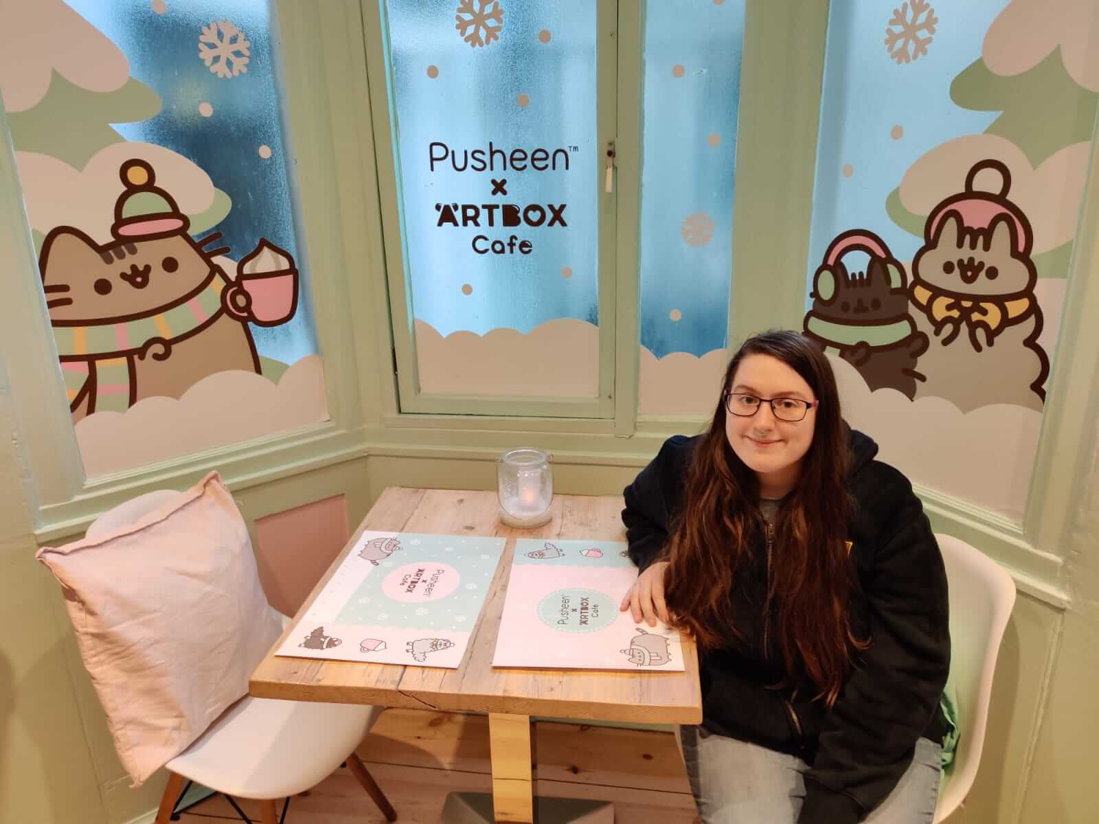Visiting the Pusheen x ARTBOX Cafe in Brighton - Super Cute Kawaii!!