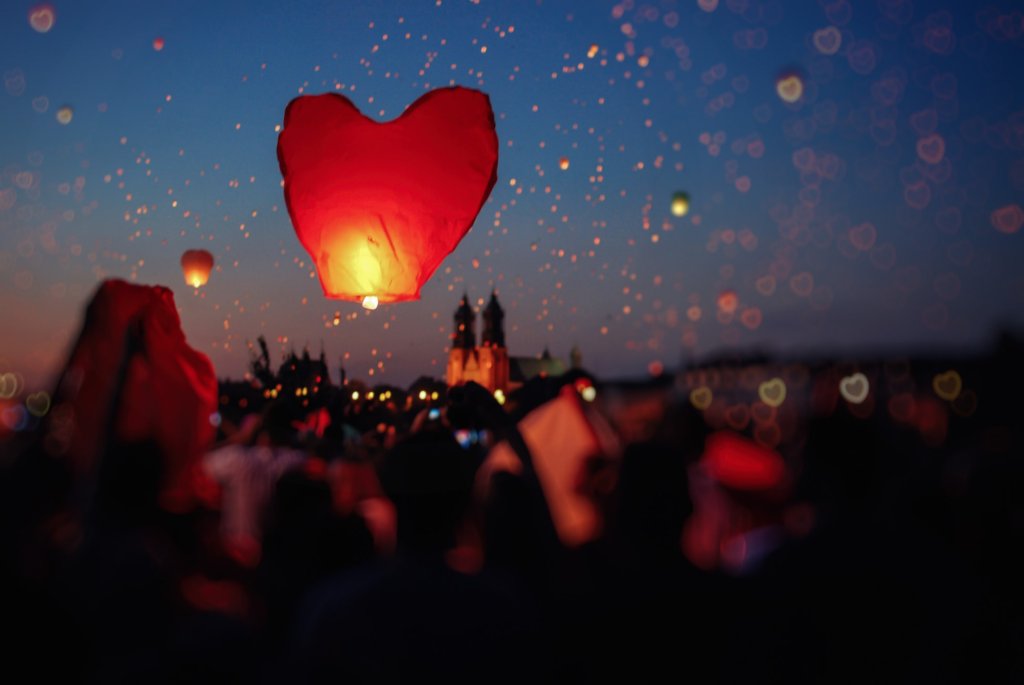 Is long distance dating worth it?