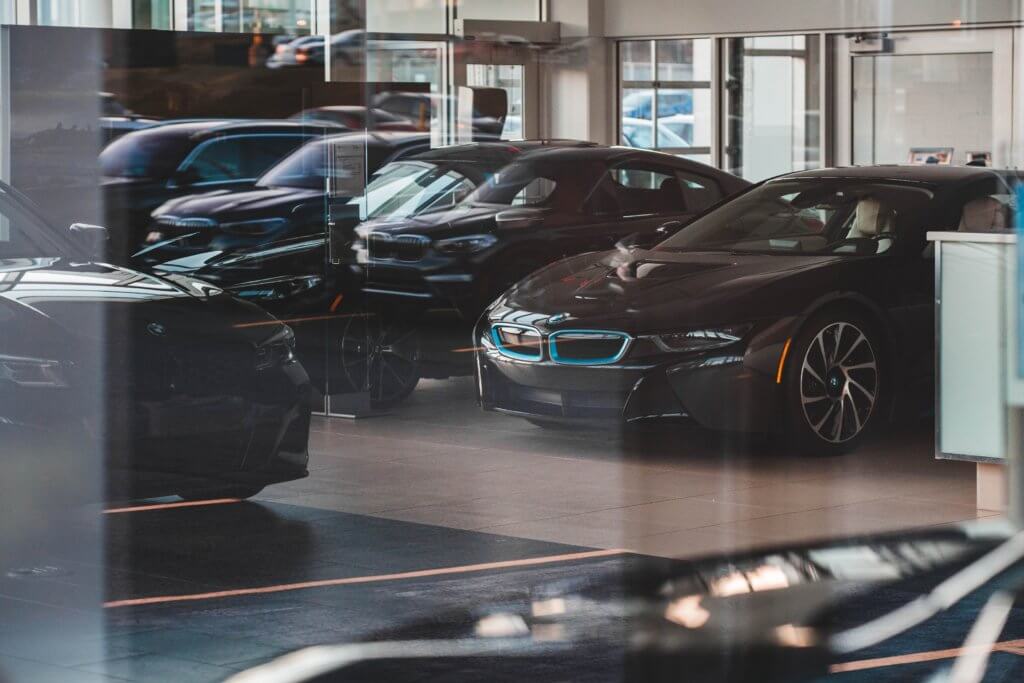 Things to know before buying a car online