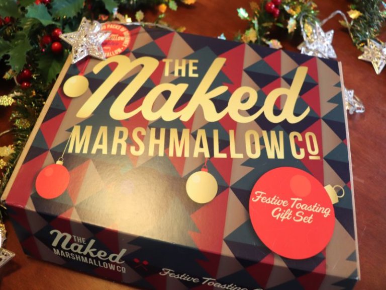 Naked Marshmallow Gourmet Marshmallow Toasting Gift Set Review ⋆