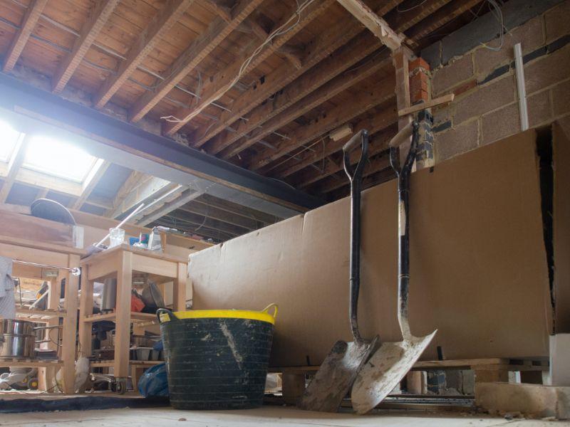 Drywall vs. Plasterboard: Choosing the Right Interior Wall Material