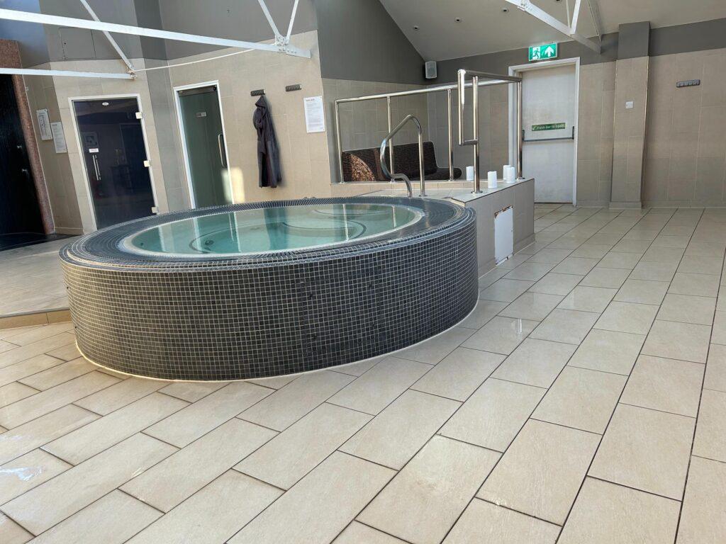 Wimbledon Leisure Centre and Spa has a compact, fun Spa center!