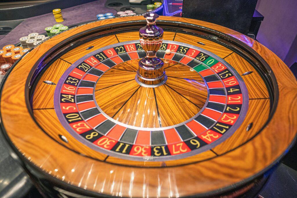 How to organise a roulette-themed night with friends