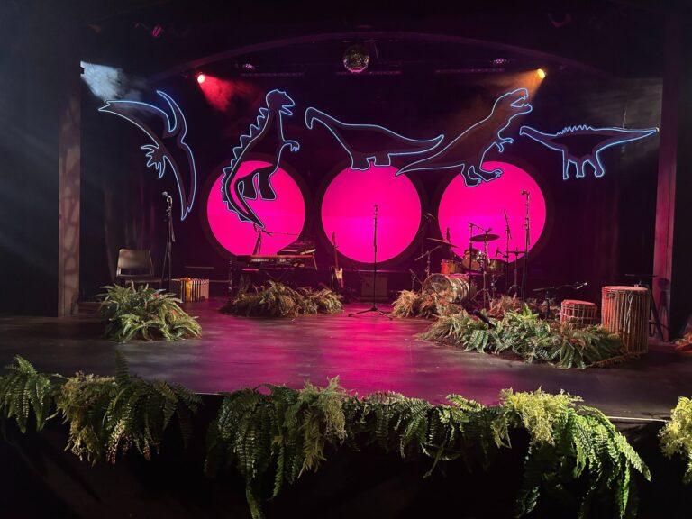 The Colour of Dinosaurs at the Polka Theatre ⋆ Jupiter & Dann