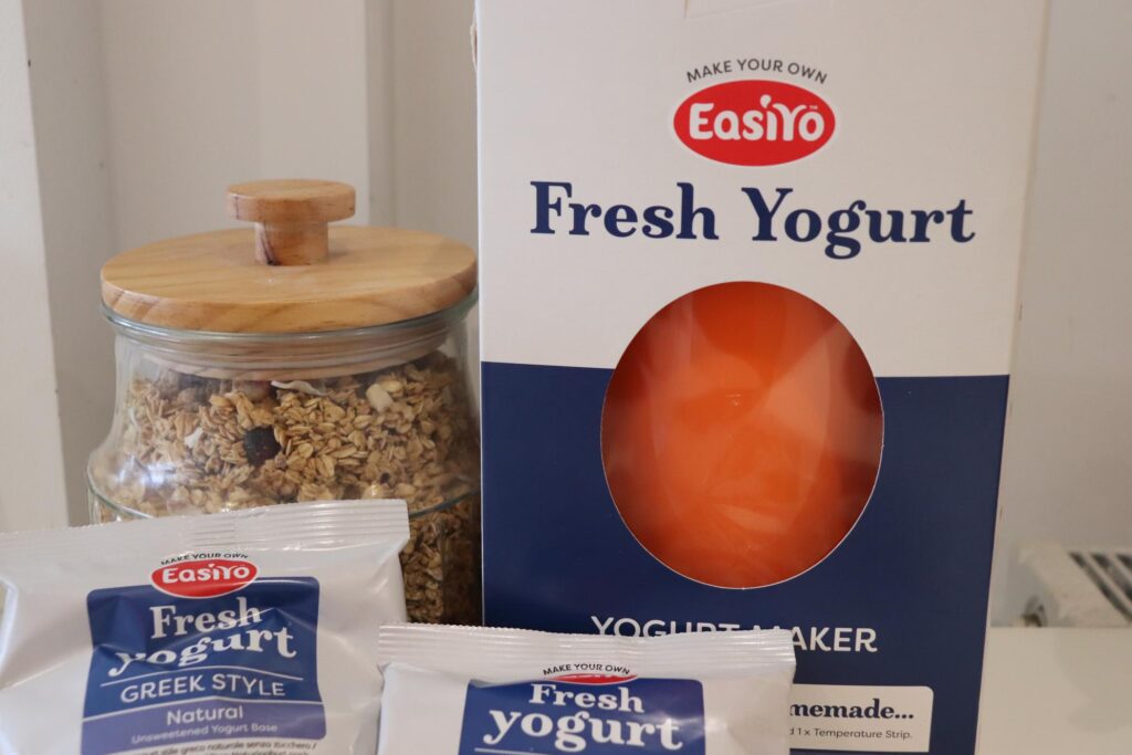 Making Flavored Yogurt with Easiyo