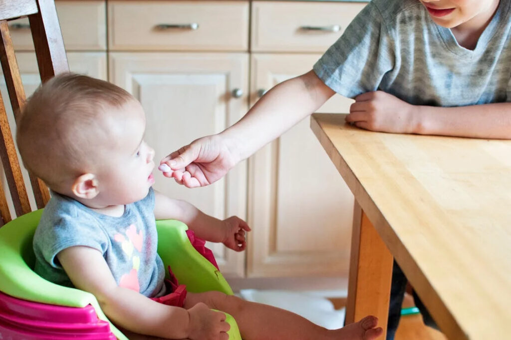 How to Create a Balanced Meal Plan for Your Newborn’s First Year