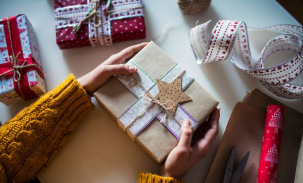 The Art of Gifting: A Guide to Choosing the Right Christmas Presents