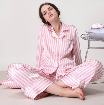 Are Silk Pajamas Warm?