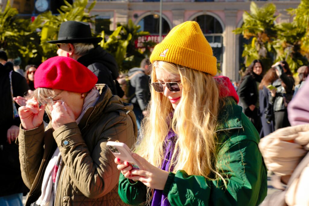 How to Design Custom Beanies in Australia That Reflect Your Personality