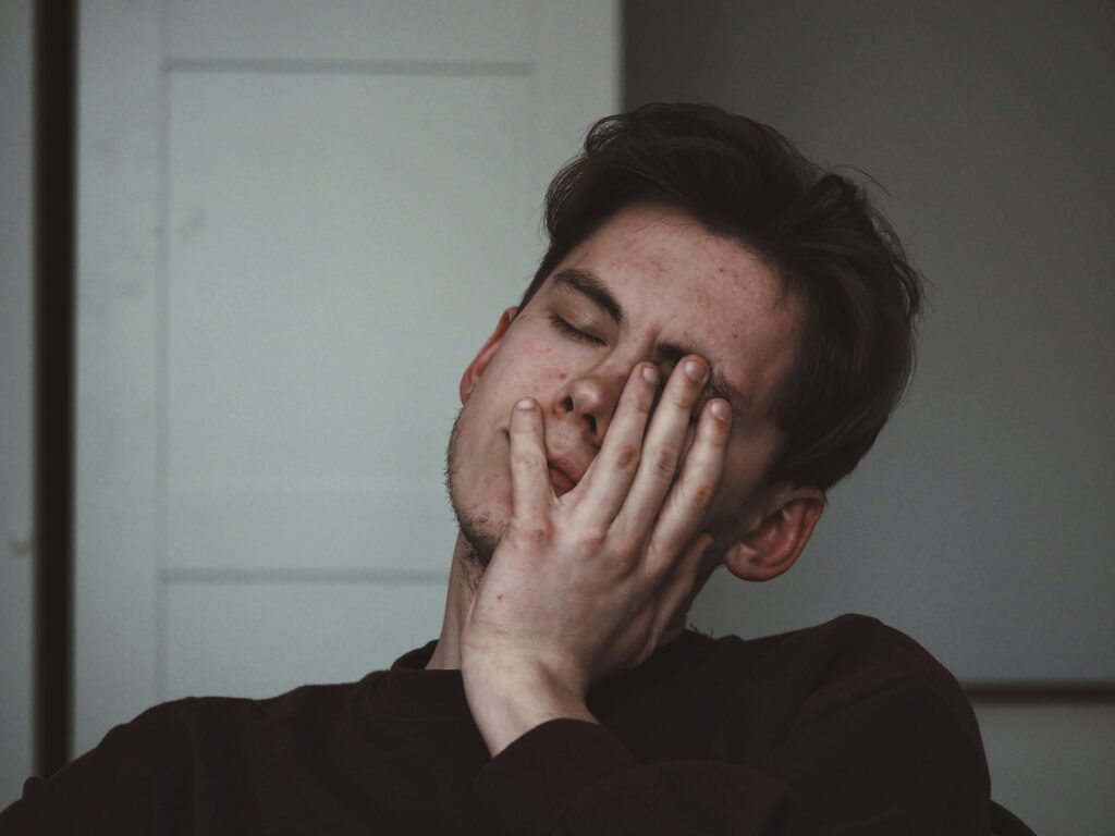 Waking Up Tired? How to Treat Dark Eye Circles Effectively