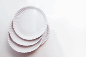 Are paper plates microwave safe? [Explained] ⋆ Jupiter & Dann - Is My Paper Plate Microwave Safe