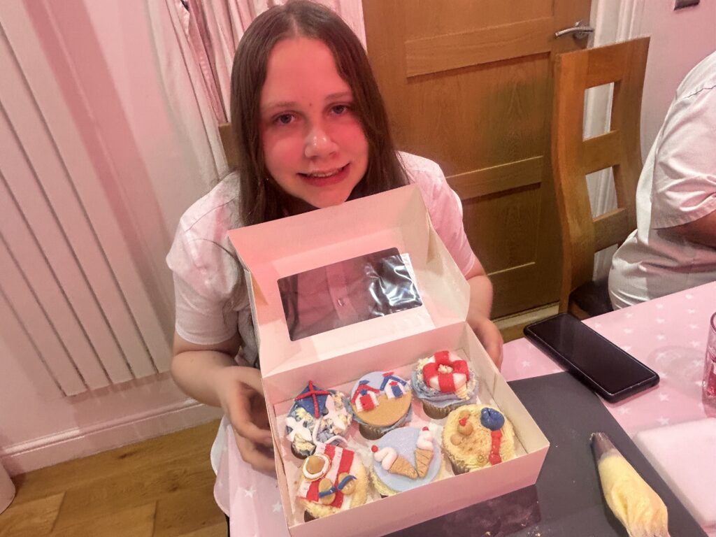 Seaside Cupcake Class with Sweet Designs by Jennie