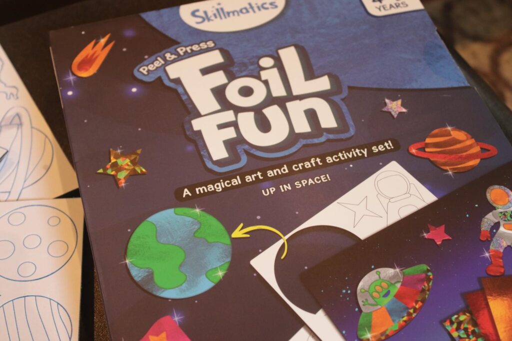 Foil Fun Up in Space Set - Great Screen-free Activity