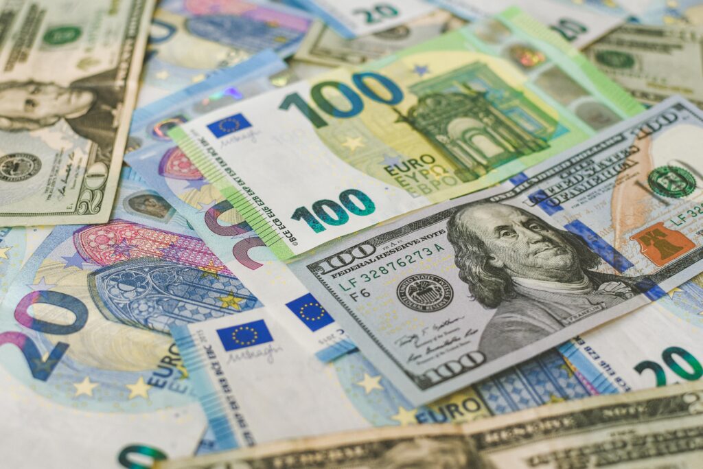 What Is EUR/USD and Why People Watch It