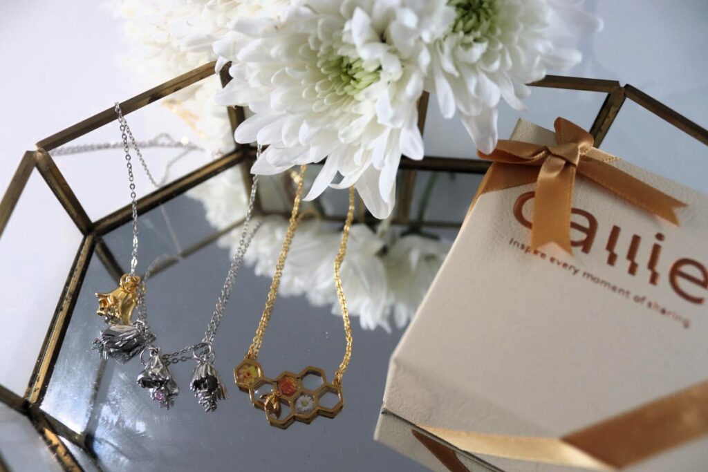 Birth Flower Necklaces from Callie