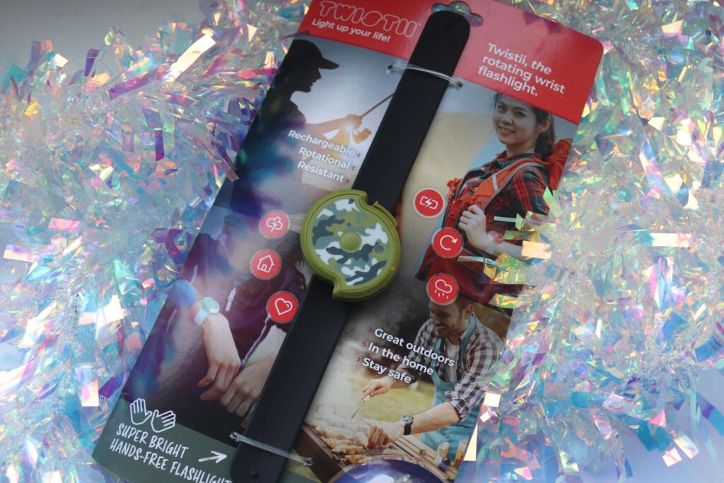 Twistii - a Snap Bracelet Wrist Torch