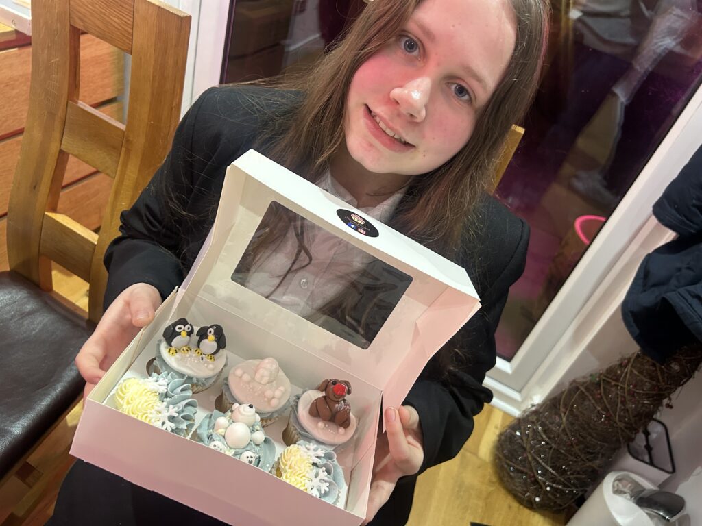 Winter Creatures Cupcake Class with Sweet Designs by Jennie