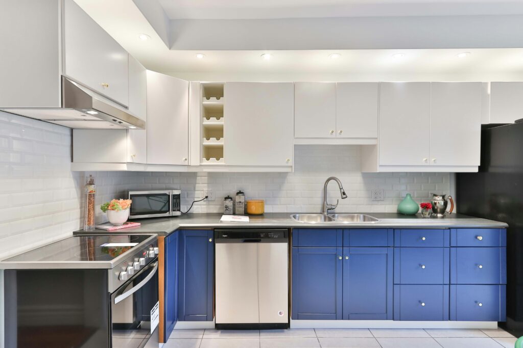 Budgeting for Kitchen Cabinets: How Much Should You Really Spend?