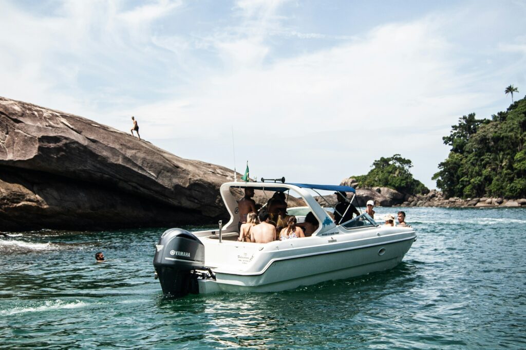 How to Pick the Right Luxury Galapagos Tour for You