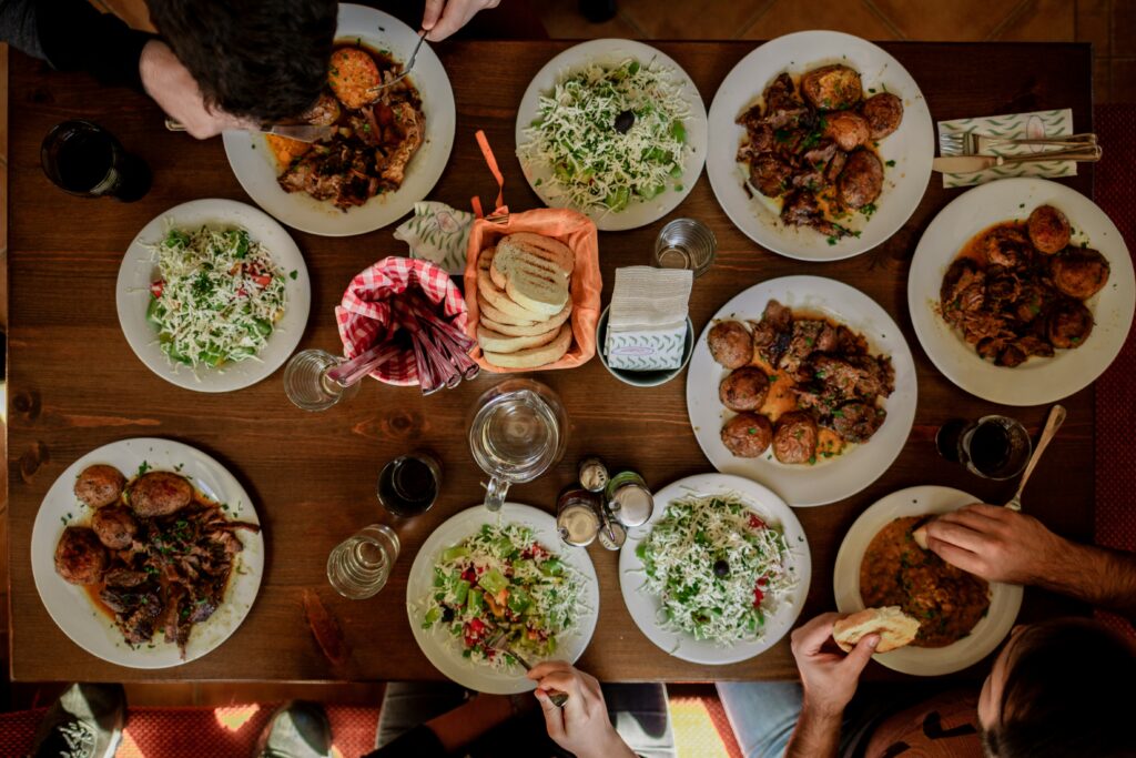 Creating the Perfect Dinner Party Menu and Drink Pairing Experience