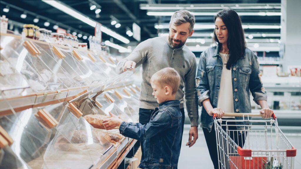 How to Keep Track of Young Children on Busy Days Out
