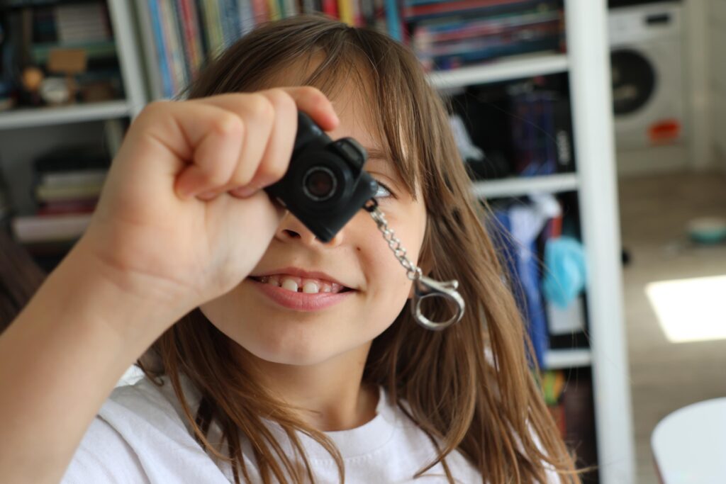 Photo Creator Mini Cam Pro - Tiny Yet Realistic