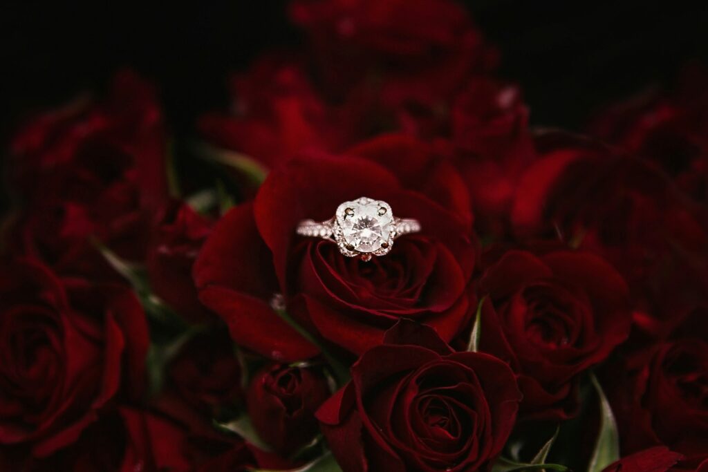 7 Places to Buy Lab Grown Diamond Rings in the UK Without Overpaying (2026)