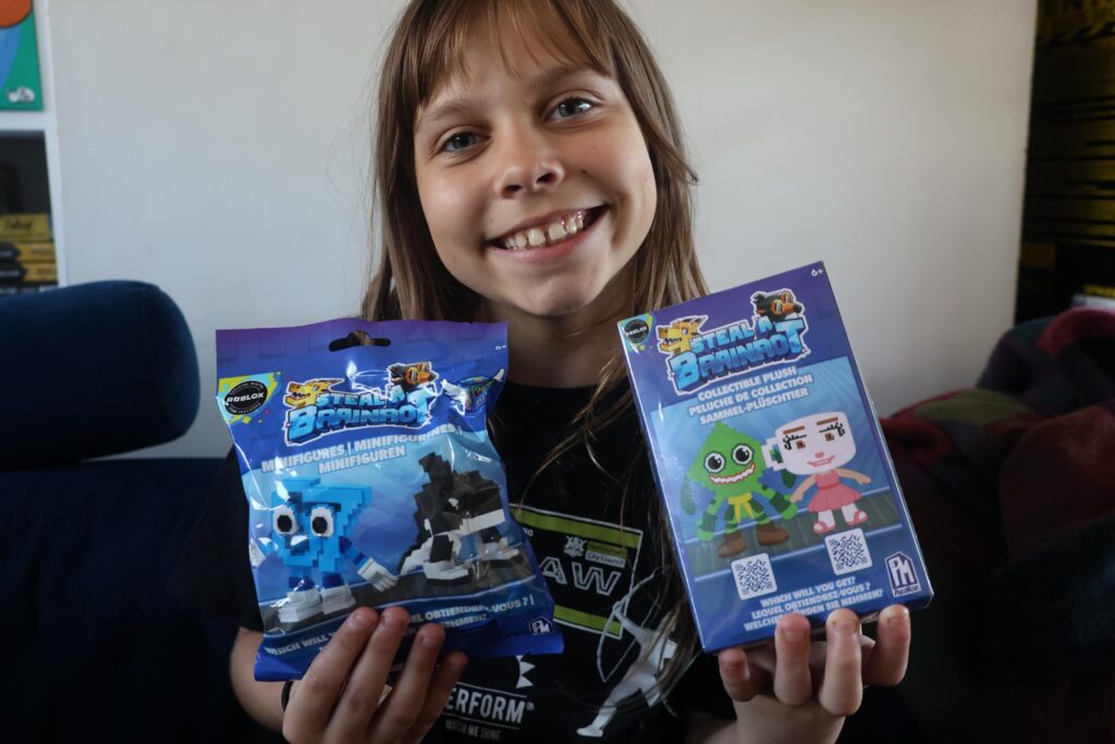 Steal a Brainrot Blind Toys - Roblox game IRL